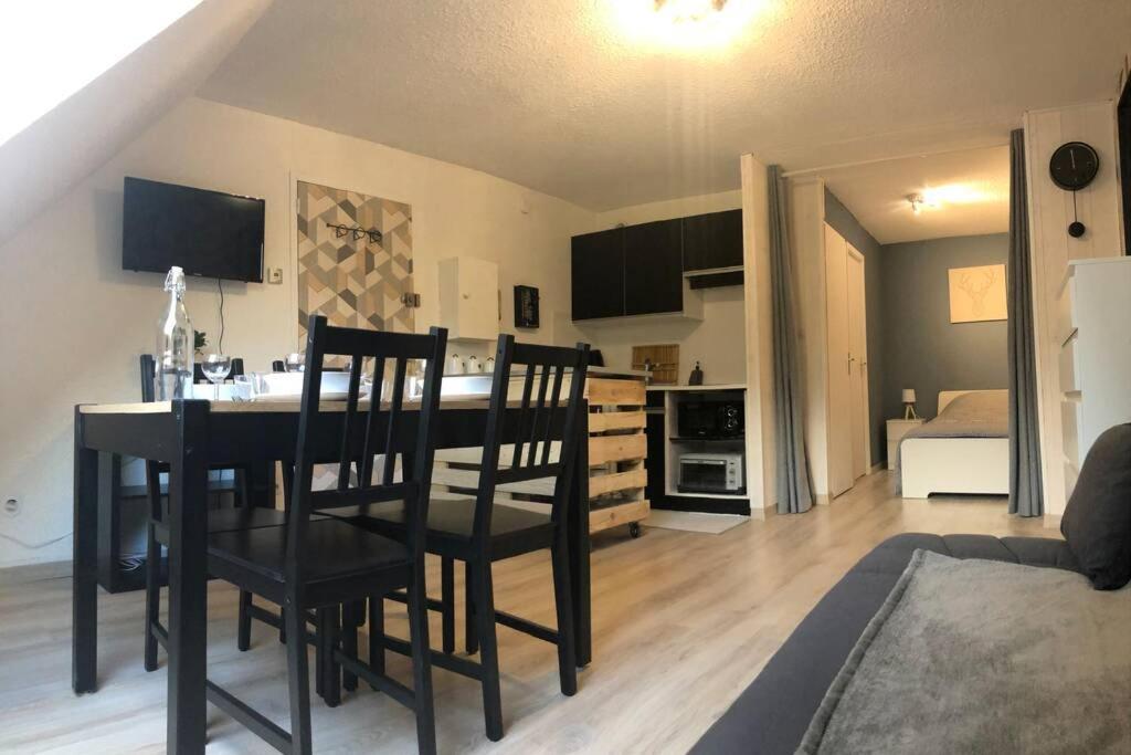 Studio Cosy Au Coeur Du Village Pour 4 Personnes 朗桑韦科尔 外观 照片